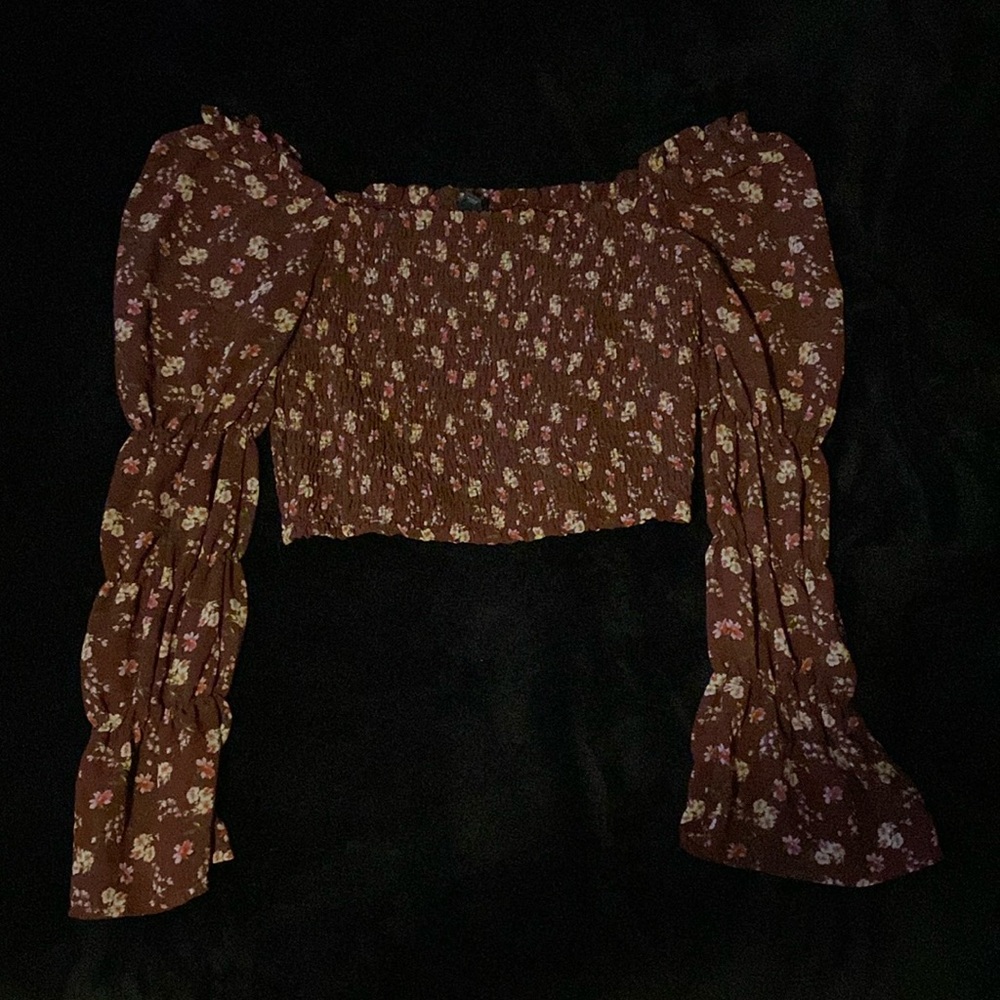 Wild fable Floral long sleeve crop top